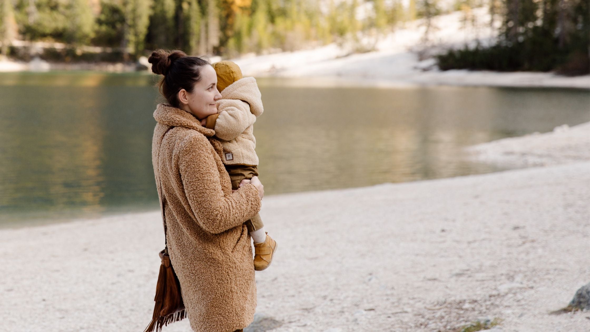 Healthy snacks, warm meals & engaging entertainment: stress-free travel with toddlers