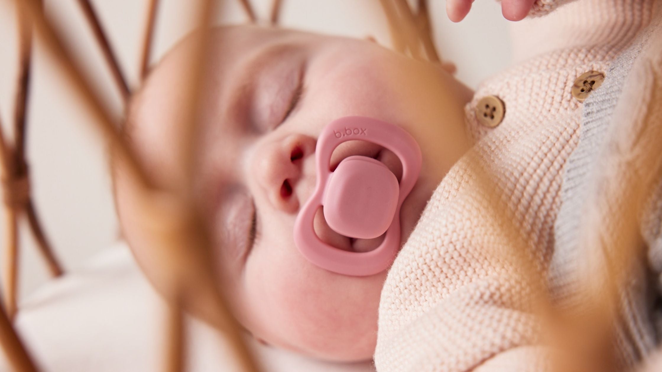 navigating winter: how seasonal changes impact the sleep of babies and toddlers