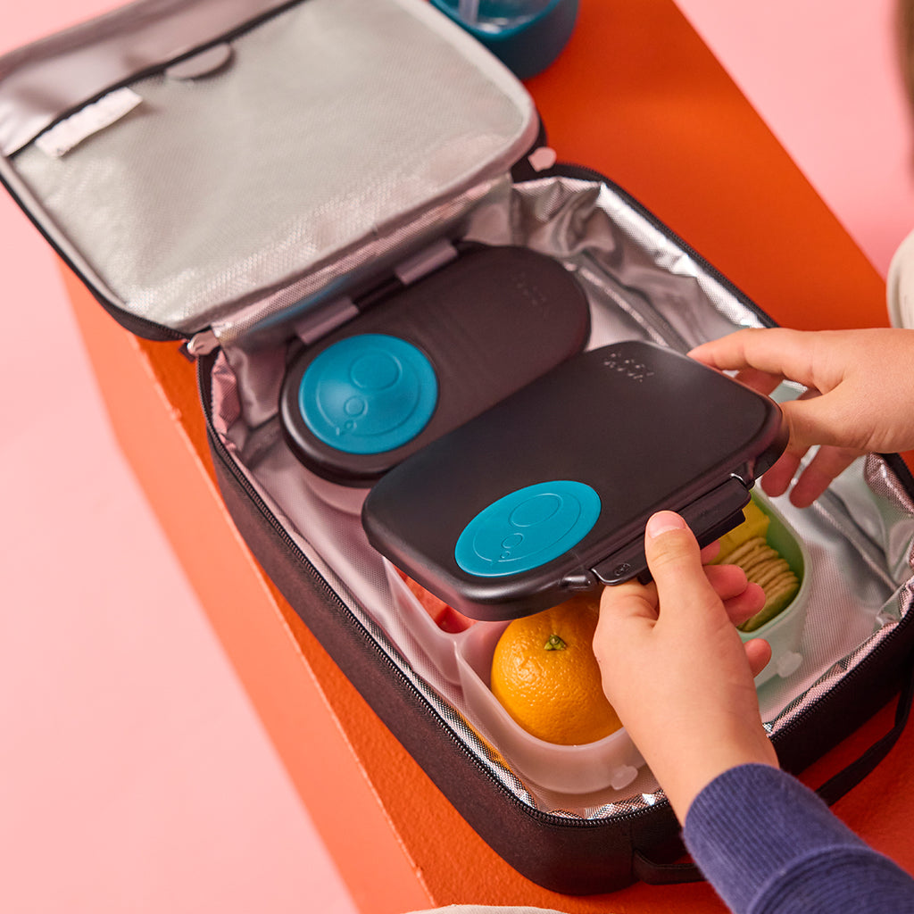 insulated lunchbag - basic black