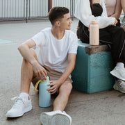 insulated flip top 1L bottle - pool side