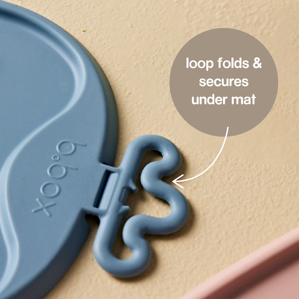 roll + go mealtime mat - latte