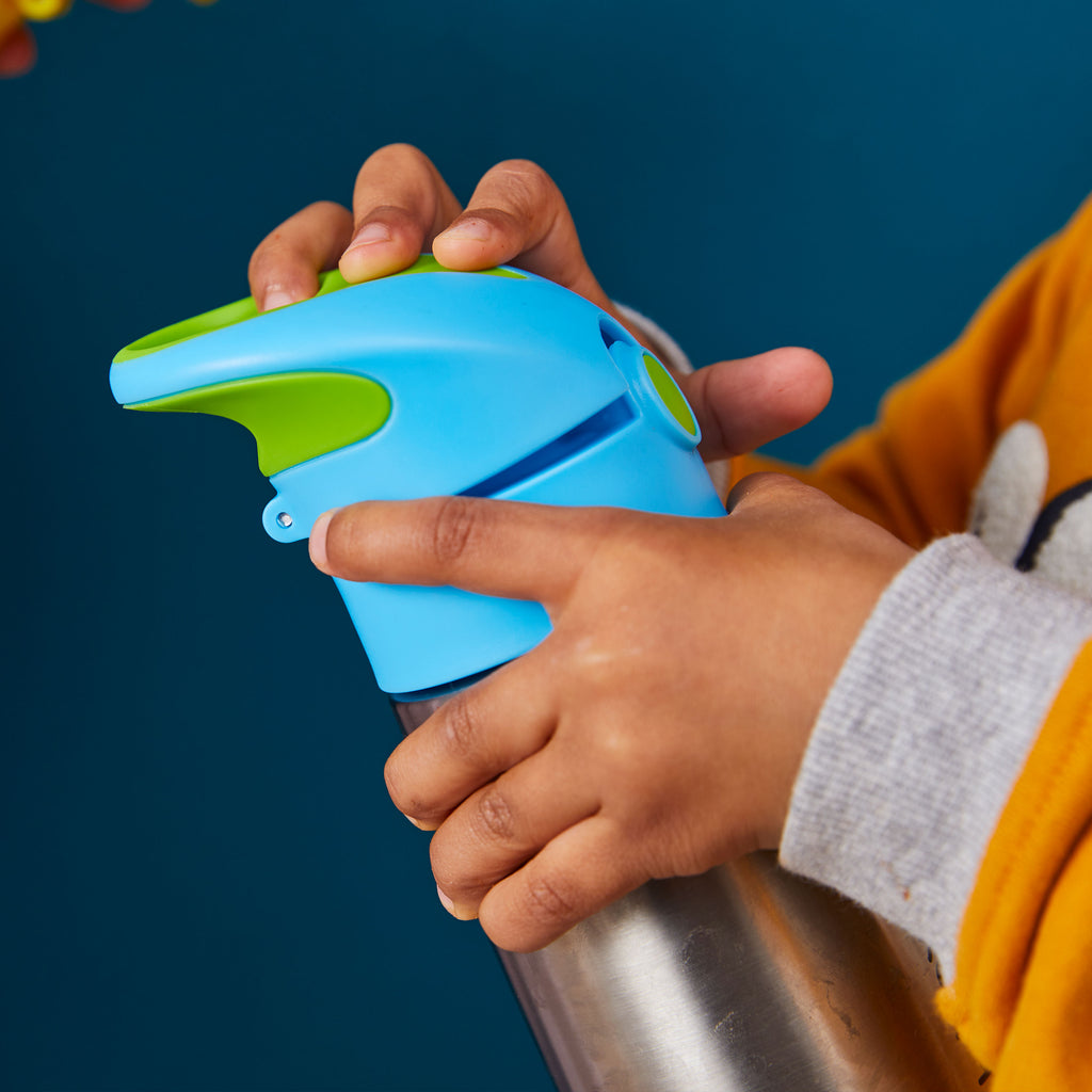 child with 500ml insulated drink bottle - ocean breeze - b.box for kids