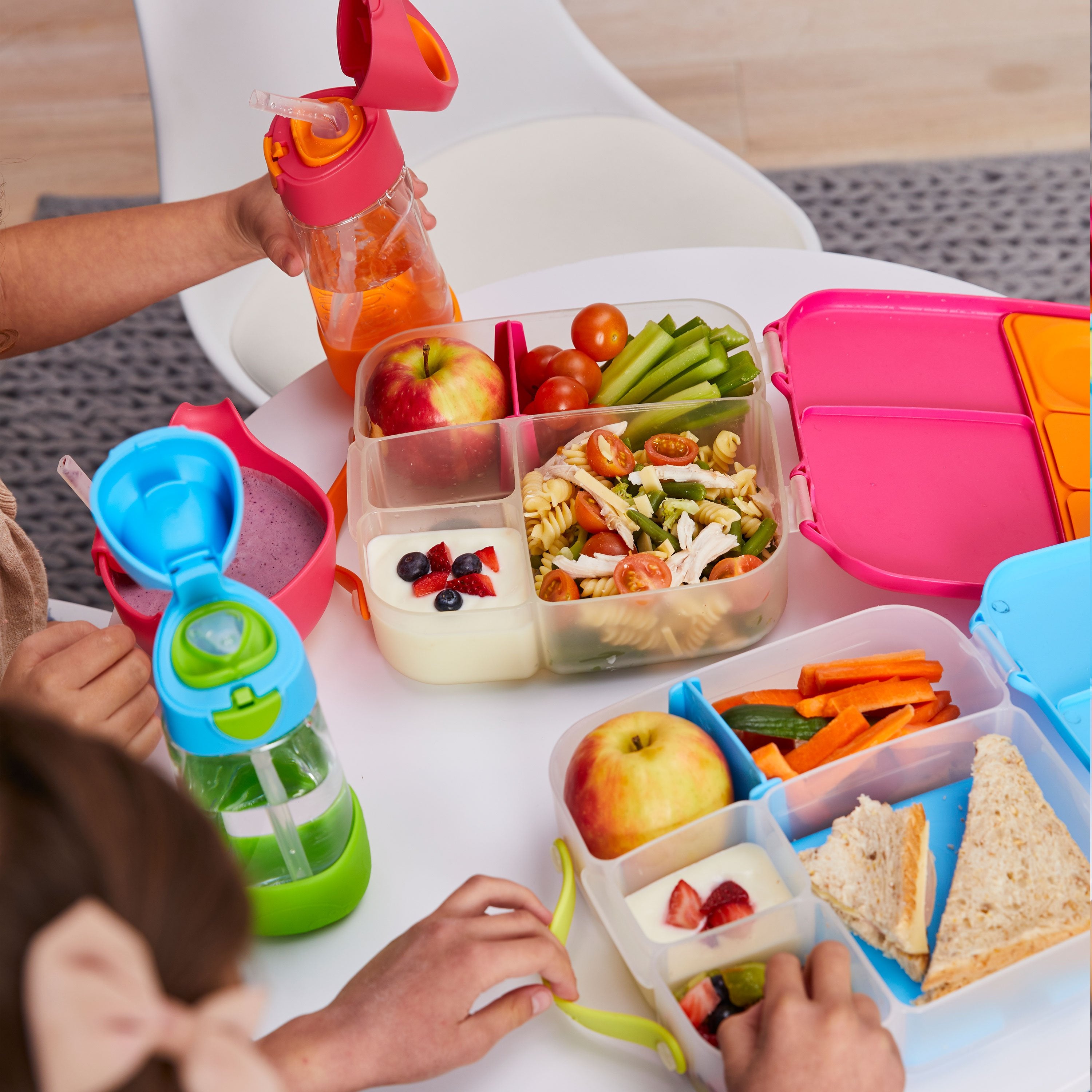 https://bbox.com.au/cdn/shop/products/lunchbox_lifestyle_13.jpg?v=1620193803