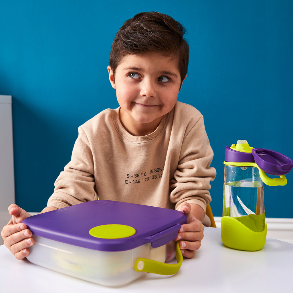 child with sport spout 450ml bottle - emerald forest - b.box for kids